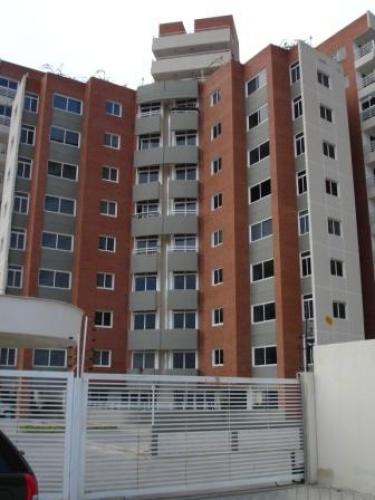 VENDO HERMOSO APTO RES REGENCY PARK EN EL ESTE BQTO