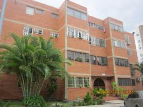 Venta de Lindo Apartamento al Este de la Ciudad 