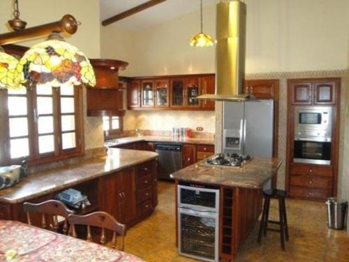 Hermosa quinta próxima al Country Club