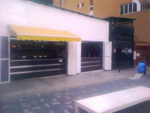SE VENDE LOCAL COMERCIAL EN SABANA GRANDE