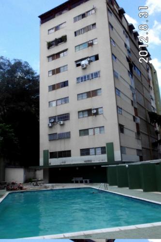 SE VENDE BELLO APARTAMENTO EN SAN BERARDINO 