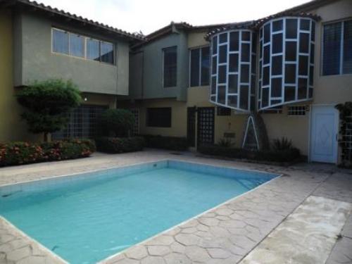 Excelente oportunidad amplio Town House en Puerto Piritu