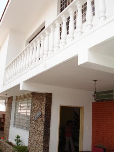VENTA BELLA CASA ESTE BQTO
