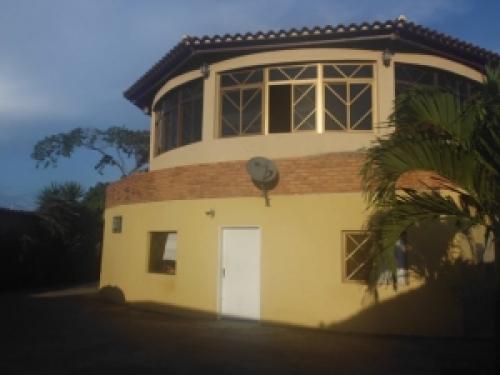 Venta de Bella Casa-Granja al Norte de Barquisimeto