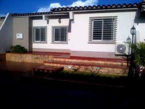 Venta de Cómoda Casa en Roca del Valle en Cabudare 