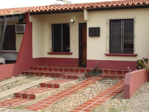 VENTA CASA CABUDARE URB ROCATERRA