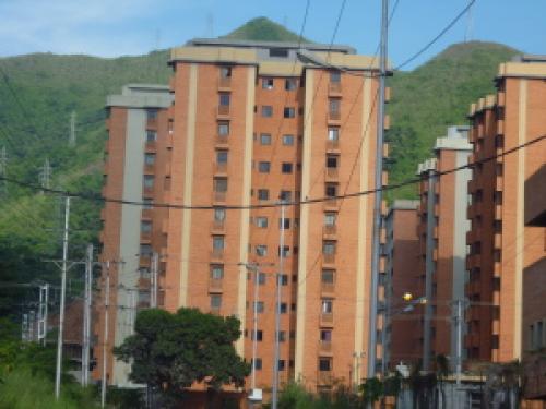  Apartamento en Venta El Rincón  Edo Carabobo Cód. 12-6419 