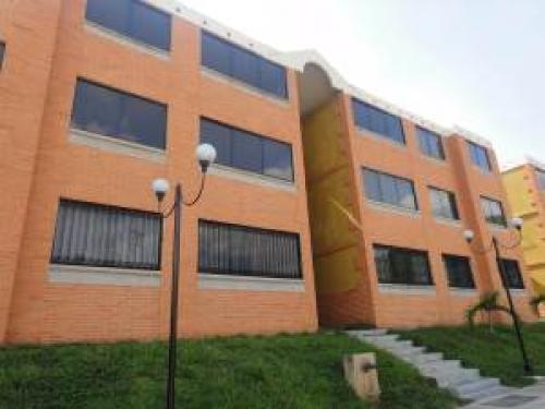 Apartamento en Venta San Diego  Edo Carabobo Cód. 12-6417