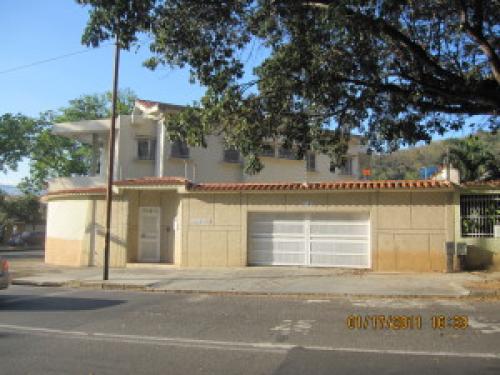  Casa en Venta Trigal Centro  Edo Carabobo Cód. 11-592 
