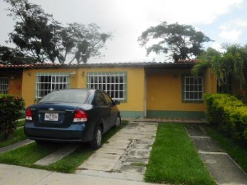  Casa  en Venta San Diego   Edo Carabobo Cód. 12-6336 