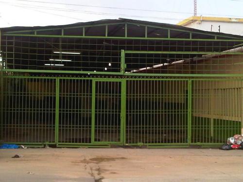 Galpon en venta Maracaibo Av.66G Cuatricentenario Remaxmillenium