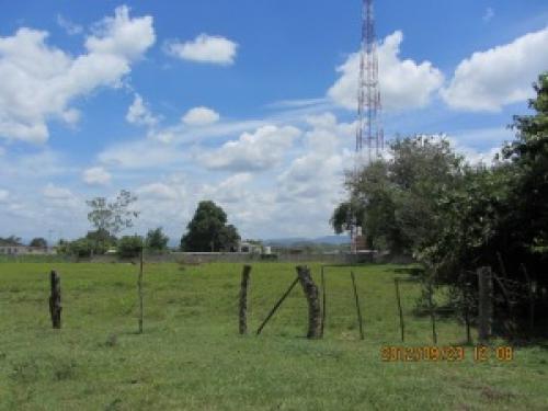Terreno en Venta Safari Club  Edo Carabobo Cód. 12-7393