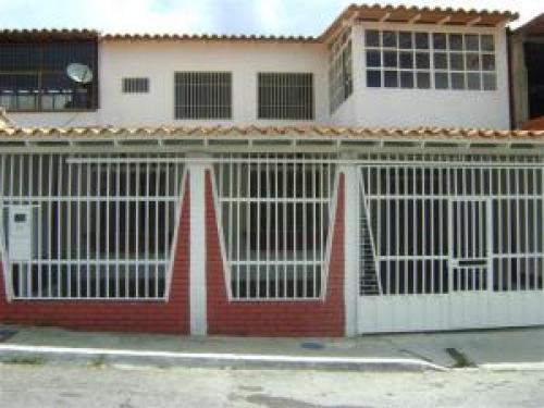 Venta de Excelente Quinta al Este de Barquisimeto 
