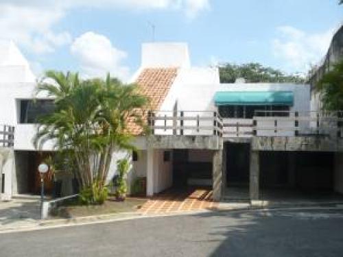 Apartamento en  Venta Altos de Guataparo   Edo Carabobo Cód. 12-7687