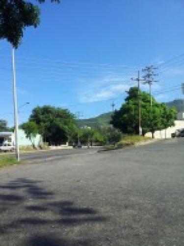 Casa Comercial en  Venta San Blas  Edo Carabobo Cód. 12-7796