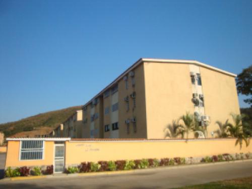 Apartamento en Venta Naguanagua Edo Carabobo Cód. 13-223