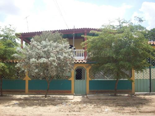 Por motivo de viaje vendo casa quinta tipo granja