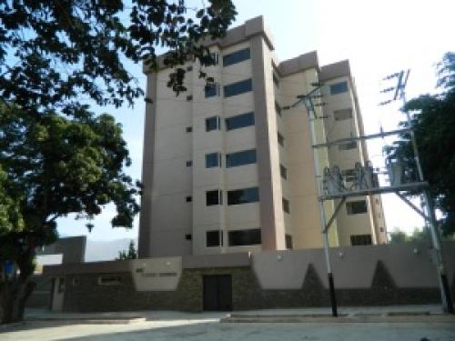  Apartamento  en  Venta  Naguanagua  Edo Carabobo Cód. 13-560