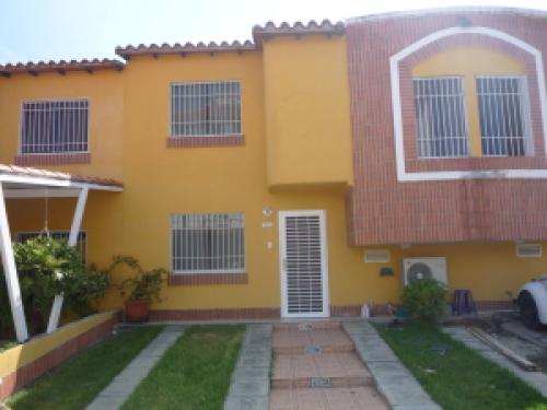 Venta de Casa Tipo Townhouse en Cabudare  