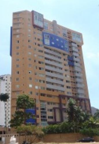  Apartamento  en  Venta  La Trigaleña   Edo Carabobo Cód. 13-1225