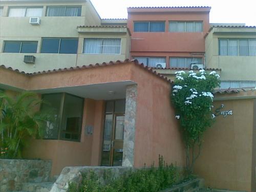 APARTAMENTOS VACACIONALES Y CASAS EN MARGARITA