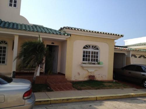 casa en venta Maracaibo fuerzas armadas oscar romero remax millenium