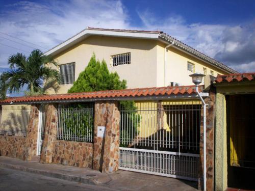 Venta de casa en La Victoria San Homero codflex 13-3855