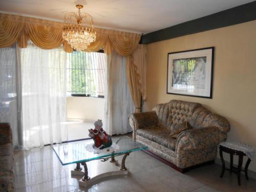 Venta de apartamento en Maracay La Esperanza codfex 13-4187