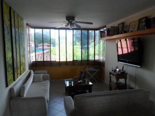Venta de apartamento en El Limon codflex 13-5392