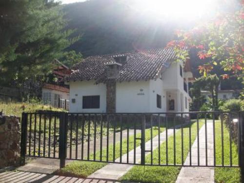 William Falconi vende  hermosa casa en Los Cerrillos