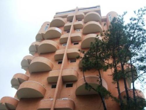 apartamento en venta ubicado en el paraiso 12-2679