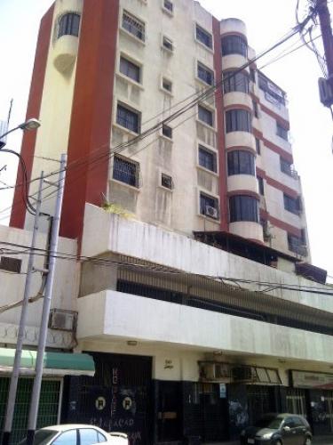 Vendo PH Res. Doña Soraya. Puerto La Cruz. 220m2