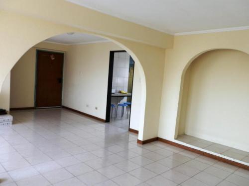 Apartamento en venta Sector Tierra Negra Maracaibo (MLS 14-66 nzerpa)