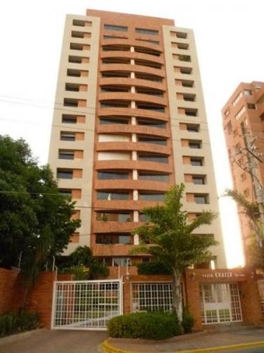 Apartamento en venta  Avenida El Milagro Maracaibo (MLS 13-4700)