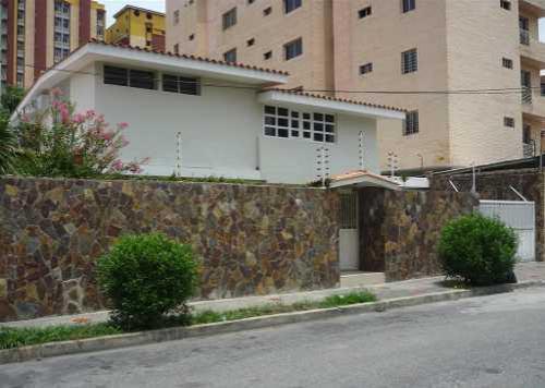 Venta casa Los Caobos Maracay codflex 13-6095