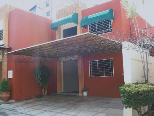 Vendo TH en Trigal Norte 174 M2 con clima de montaña