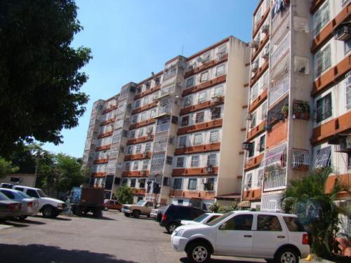 Apartamento venta Los Guayos Carabobo Paraparal lha 14-3946