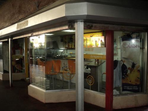 VENDO FONDO DE COMERCIO AREPERA  