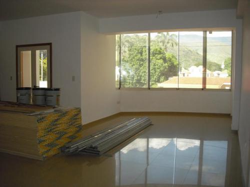 Venta apartamento La Arboleda Maracay codflex 14-6240
