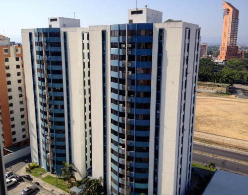 Venta apartamento Base Aragua Maracay codflex 14-3646