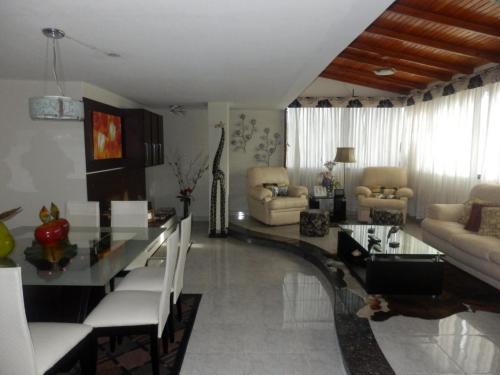 Venta apartamento San Isidro Maracay codflex 14-6197