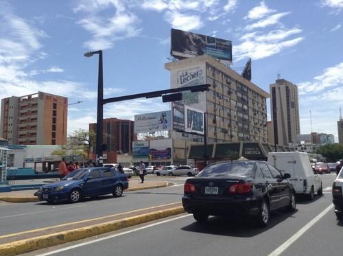 Local comercial en Bella Vista con 5 de Julio