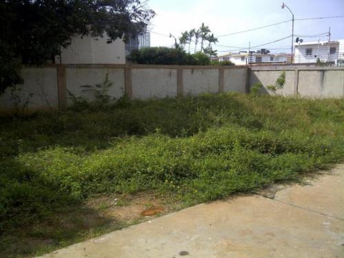 13-3238 Rentahouse Mariela Mootz Terreno en Maracaibo, zona Norte.