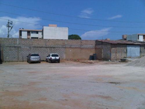 13-7384 Ultimos Terrenos en venta en Maracaibo,. Sector Av. Goajira