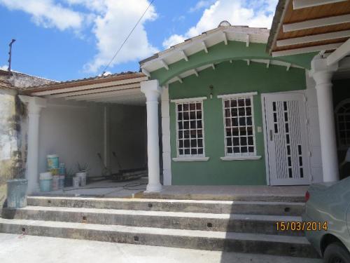 D&Vinmoconsult vende bella casa en bello campo maturin