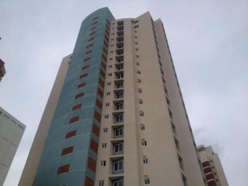 Cód. 14-11090.Apartamento en Venta en Maracaibo. Urb. La Virginia 