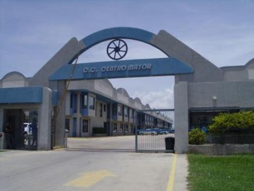 local en san diego a estrenar