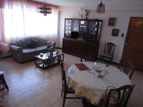 apartamento en venta av goajira maracaibo mls 14-7608