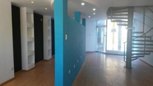 Cód. 14-9905. Local Comercial en Venta en Maracaibo. Delicias Norte 