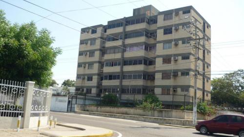 apartamento en venta santa rita maracaibo mls 14-9415